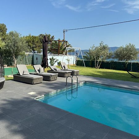 Zoza Luxury Villa Isthmia By The Sea With Private Pool Kalamáki Esterno foto