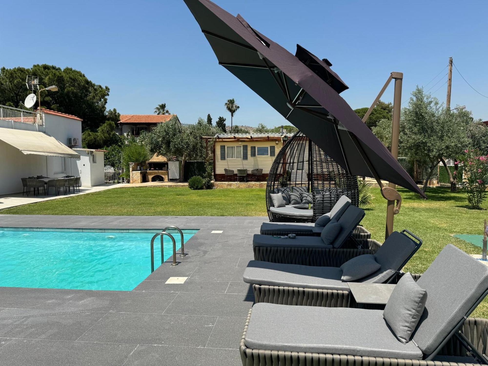 Zoza Luxury Villa Isthmia By The Sea With Private Pool Kalamáki Esterno foto