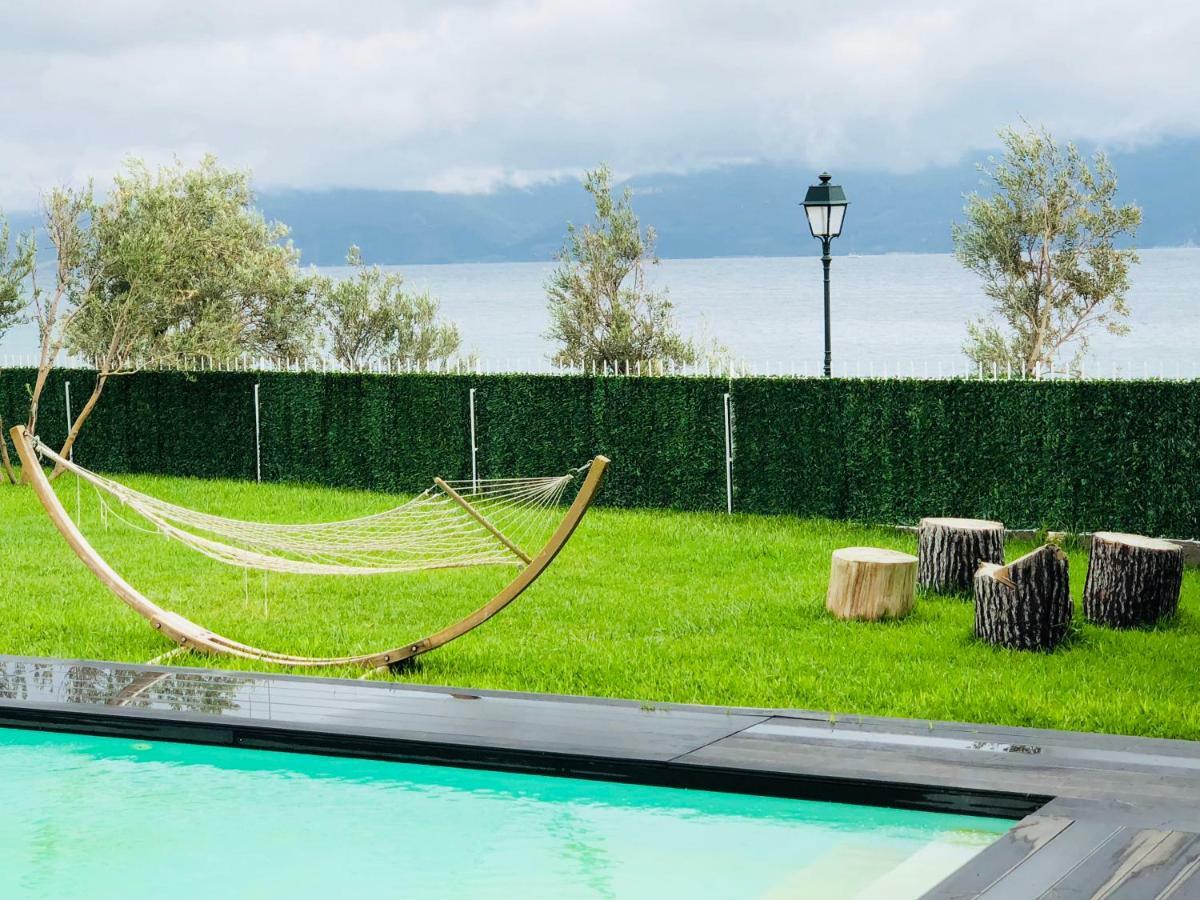 Zoza Luxury Villa Isthmia By The Sea With Private Pool Kalamáki Esterno foto